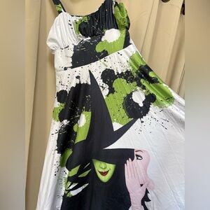 White and Green Graphic T-Shirt